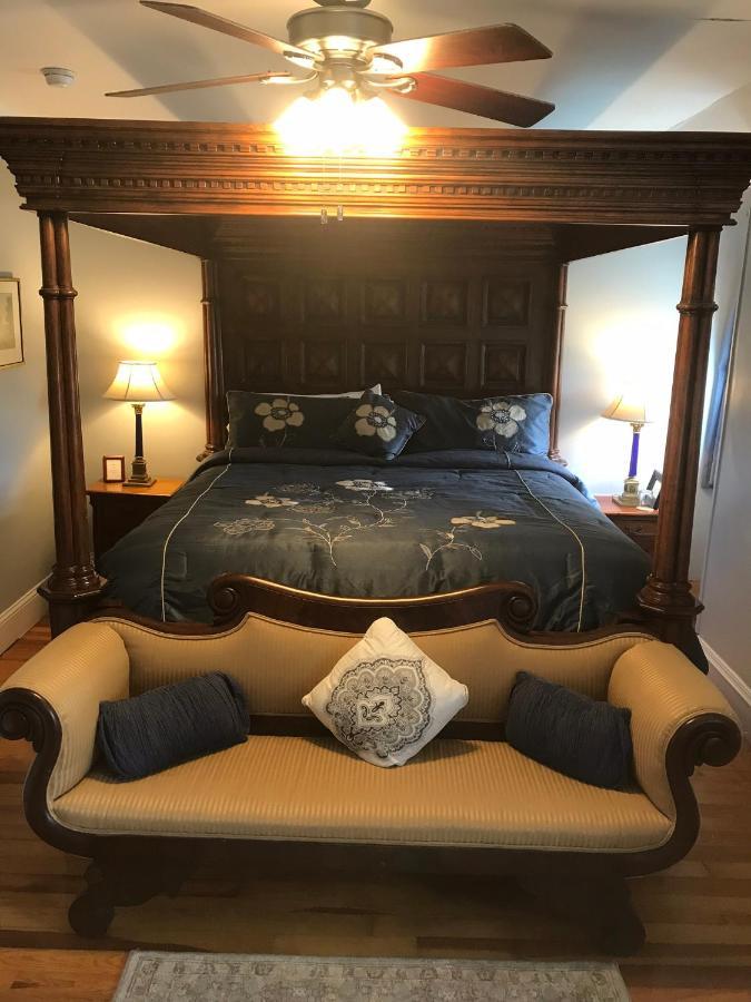 Edgewood Manor Inn Bed And Breakfast Providence Extérieur photo