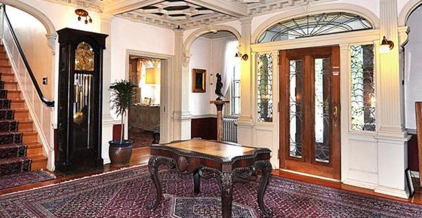 Edgewood Manor Inn Bed And Breakfast Providence Extérieur photo