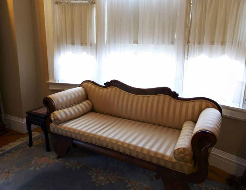 Edgewood Manor Inn Bed And Breakfast Providence Chambre photo